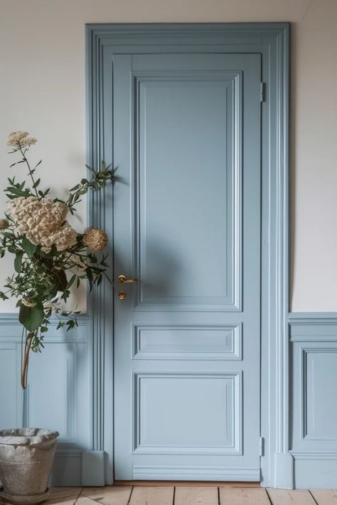 Interior Door Colors Ideas, Interior Door Paint Colors, Blue Interior Doors, White And Silver Bedroom, Door Color Ideas, Interior Door Color, Interior Door Colors, Blue Hallway, Hallway Door