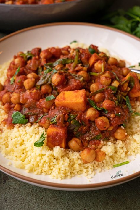 Try this mouthwatering Couscous Dishes, Bean Dishes, Moroccan Recipes, Moroccan Spices, Sweet Potato Spinach, Chickpea Stew, Red Lentils, Vegan Menu, Ras El Hanout