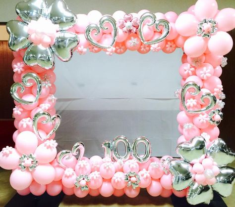 Pretty in pink balloon frame Balloon People, Deco Ballon, Balloon Frame, Balloon Pictures, Photo Balloons, Diy Balloon Decorations, Birthday Balloon Decorations, Balloon Sculptures, Balloon Columns