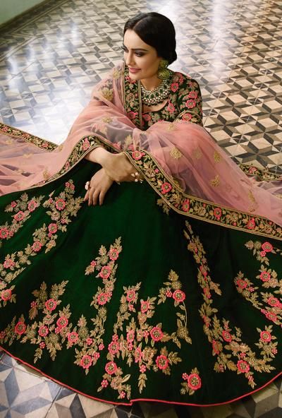 Dark Green Lehenga Dress - Desi Royale Simple Lehenga Choli, Dark Green Lehenga, Elegant Lehenga, Orang India, Velvet Lehenga, Simple Lehenga, Indian Lehenga Choli, Indian Bridal Lehenga, Green Lehenga