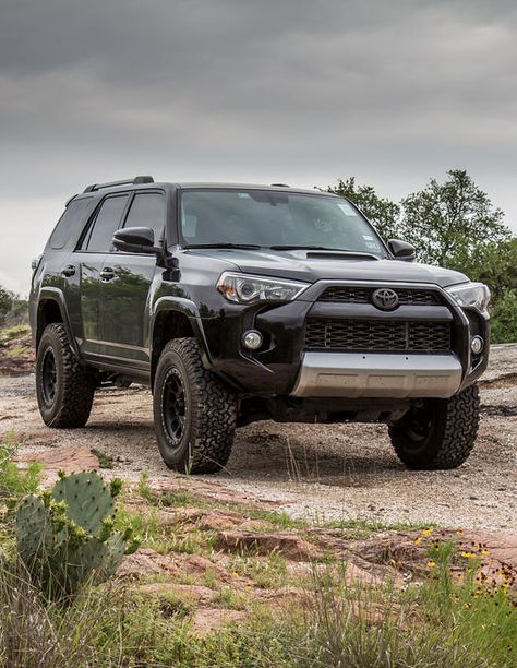 blkhwk's black T4R Black Toyota 4runner, Lifted 4runner, Toyota Forerunner, 4runner Build, 4runner Off Road, Japanese Truck, 4runner Mods, 4runner Limited, Toyota 4runner Trd