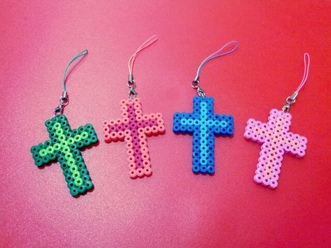 Www.facebook.com/hamabeadshobby Cross Perler Bead Pattern, Jesus Perler Beads, Christian Perler Bead Patterns, Cross Perler Beads, Perler Bead Ornaments Pattern, Hamma Beads Ideas, Melty Bead Patterns, Easy Perler Beads Ideas, Hamma Beads