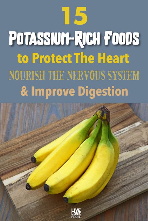 Almost all foods contain potassium, but some contain more than others. Learn what foods are high in potassium, and how to include them in your diet. #potassium #potassiumrichfoods #foodshighinpotassium #nutrition #health #foodeducation #potassiumdeficiency #potassiumbenefits #potassiumfoods #potassiumsupplement Increase Potassium Levels, How To Increase Potassium Levels, Potassium Smoothie, Potassium Benefits, Mineral Rich Foods, Holistic Nutrition Recipes, Potassium Deficiency, Inflammation Foods, High Potassium Foods