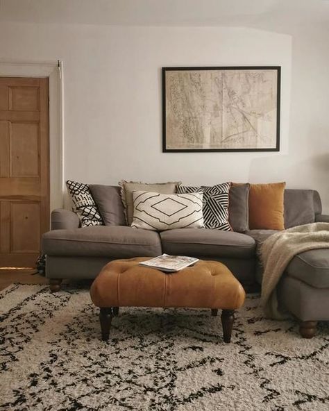 Bronx Living Room Decor, Light Grey Couch With Brown Accents, Grey Sofa Brown Cushions, Cushions For Dark Grey Sofa, Grey And Rust Living Room, Grey Couch Pillows, Taupe Sofa Living Room, Living Room Ideas Grey, Room Ideas Grey