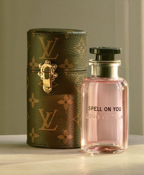 Luxury Gifts For Women, Fragrance Cologne, Special Gifts For Her, Gift Ideas For Women, Best Gift Ideas, Louis Vuitton Official, Perfume Collection, Luxury Gifts, Best Gift