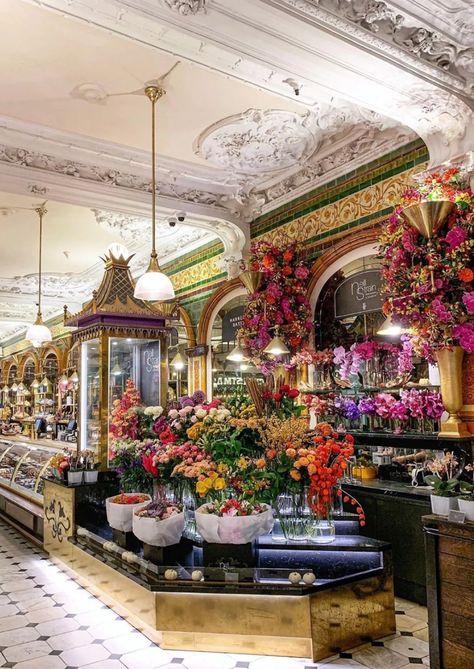 Luxury Florists, Harrods London, London Food, Food Hall, London Restaurants, London Town, Town And Country, London Travel, London City