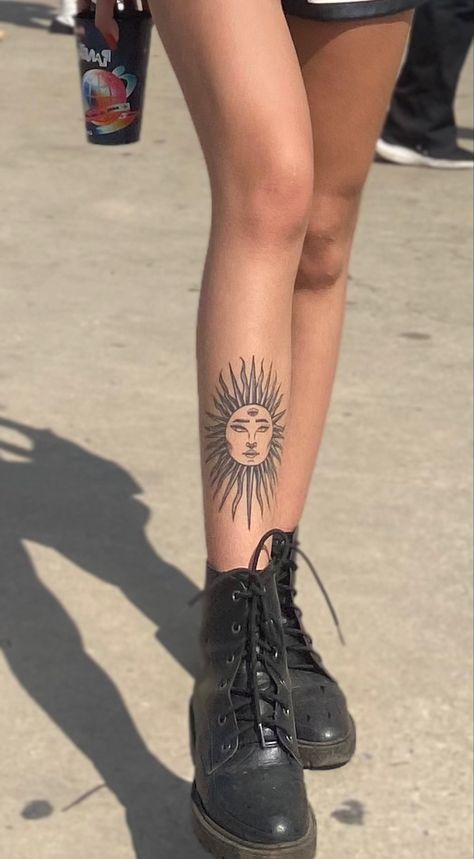 Lion Shin Tattoo For Women, Boho Knee Tattoo, Divine Feminine Knee Tattoo, Lion Shin Tattoo, Sun On Knee Tattoo, Sunflower Knee Tattoo, Small Above Knee Tattoo, Knee Framing Tattoo, Tattoo Women Leg