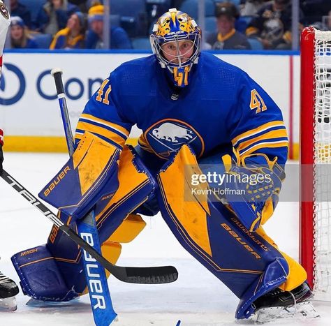 Hockey Goalie Pads, Craig Anderson, Goalie Pads, Hockey Goalie, Buffalo Sabres, Ice Hockey, Captain America, Nhl, Motorcycle Jacket