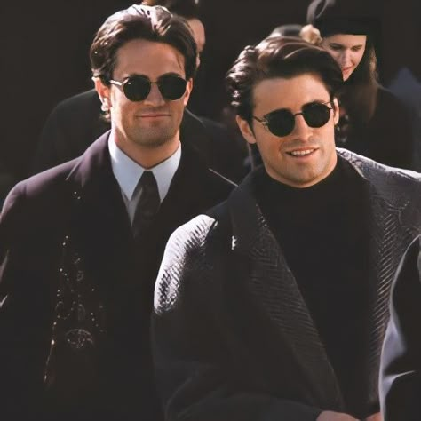 joey chandler friends aesthetic aesthetics cute wallpaper handsome wattpad boyfriend material igywoods Matthew Perry And Matt Leblanc, Matthew Leblanc, Matthew Perry 90s, Joey And Chandler, Matt Leblanc, Joey Tribbiani, Friends Series, Chandler Bing, Matthew Perry