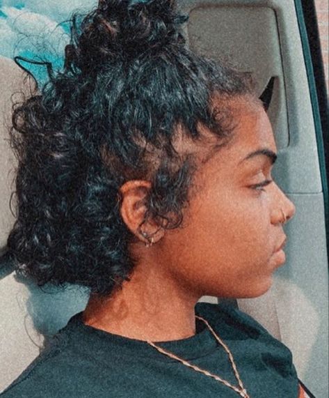 Shirt Curly Hairstyles Black, Neck Length Curly Hair, Short Curly Hairstyles For Black Women, Shirt Curly Hairstyles, Shirt Curly Hair, Short Natural Curly Hair, Curly Pixie Hairstyles, Natural Hair Short Cuts, Short Curly Hairstyles