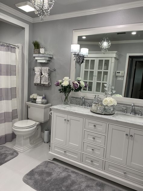 Bathroom Decor Gray And White, Romantic Small Bathroom Ideas, Grey White And Silver Bathroom Decor, Glam Bathroom Decor Ideas Master Bath, Gray Bathroom Makeover, Luxurious Bathroom Decor, Silver And White Bathroom Decor Ideas, Farmhouse Glam Bathroom Decor, Light Grey And White Bathroom