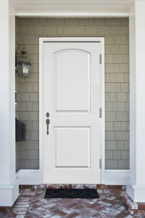 To keep metal doors welcoming and rust-free, you have to keep up with the painting. Here's how to brighten up a time-worn and tired entrance. Paint Doors White, Painting Metal Doors, Painting Patio Furniture, Painting Doors, Door Diy Projects, Metal Doors Exterior, Steel Doors Exterior, Metal Front Door, White Exterior Houses