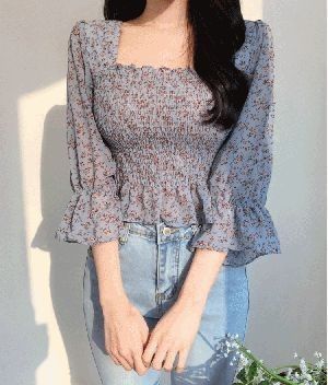 Chiffon Dress Pattern, Ladies Chiffon Shirts, Fashion Top Outfits, Trendy Fashion Tops, Korean Fashion Dress, Korean Girl Fashion, Fashionista Clothes, Causual Outfits, Chiffon Shirt