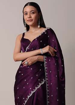 Bridesmaid Indian Wedding, Saree For Bridesmaid, Chinon Saree, Wine Saree, Bridesmaid Indian, Indian Wedding Saree, Wedding Salwar Kameez, Sequence Saree, Saree Petticoat