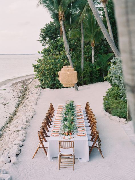 Waterfront Dinner Tropical Island Wedding, Beach Dinner Parties, Sunset Beach Wedding, Small Beach Weddings, Wedding Lunch, Sunset Beach Weddings, Wedding In Florida, Beach Wedding Ceremony, Beach Wedding White