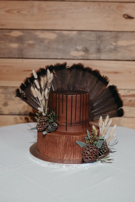 Outdoors Grooms Cake, Groom Cakes Hunting, Hunting Theme Grooms Cake, Turkey Hunting Grooms Cake, Groomsman Cake Ideas, Country Grooms Cake, Simple Western Wedding Cake, Rustic Grooms Cake, Grooms Table Ideas