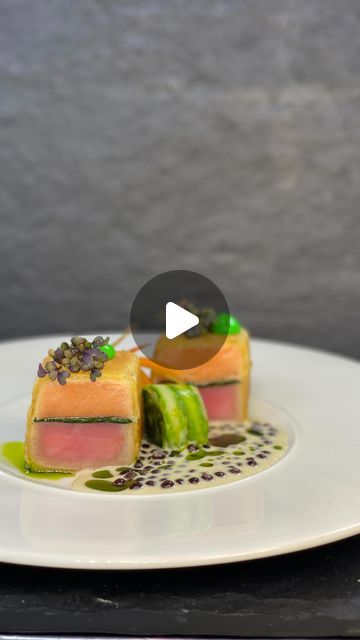 Rassem on Instagram: "This unique recipe of Salmon and tuna in a tart Dough.  #salmon #tuna #cured #tart #foodie #delicousfood #recipevideo #platingskills #platinggoals #foodporn #foodgasm #chefstable #cheflifestyle #eatclean #eatlocal #gastronomia #gastronomía #kitchen #cooking" Gravlax Recipe, Tuna Steak Recipes, Entertaining Dinner, Salmon Spinach, Starter Plates, Tart Dough, Unique Recipe, Food Artists, Salmon Salad