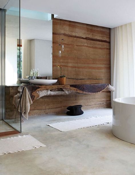 Natural Stone Wall, Victorian Farmhouse, Bad Inspiration, Rammed Earth, Modern Victorian, Design Del Prodotto, Bath Room, Wainscoting, Beautiful Bathrooms