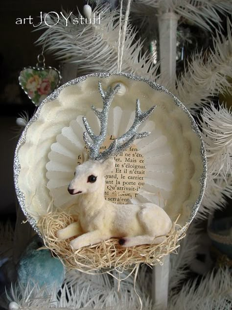 Idea for handmade ornament - I thought it was a tiny ceramic plate when i saw the small pic - inspiration for ideas - Christmas 2012 by ArtJoyStuff, via Flickr #HandmadeOrnament #Christmas #Crafts tå√ Unusual Christmas Ornaments, Jul Diy, Shabby Christmas, Christmas Tablescape, Shabby Chic Christmas, A Deer, Cool Ideas, Noel Christmas, Xmas Ornaments