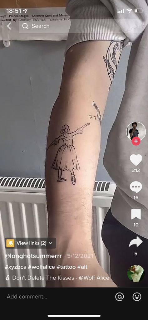 Wolf Alice Tattoo, Wolf Alice, Stanley Kubrick, Geometric Tattoo, Tatting, Tattoos, 10 Things, Quick Saves