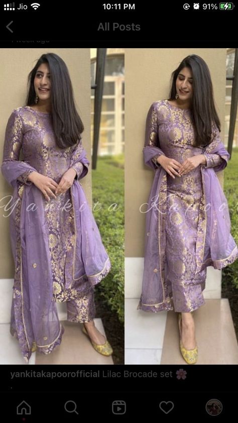 Long Kurti Suit Designs, Brocade Plazo Suits, Dresses With Banarasi Dupatta, Banaras Salwar Suit, Brocade Suits Design, Banaras Suits Designs, Dress From Banarasi Saree, Banaras Kurti Designs, Banaras Suit