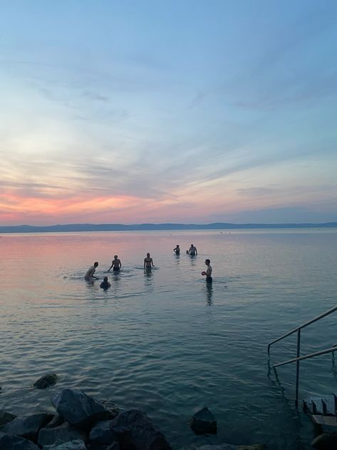 Last minute swim with friends during sunset in lake Balaton Linda Summer, Budapest Aesthetic, Swim Inspiration, Lake Balaton, Lake Swimming, Sunrise Pictures, Social Circle, Summer Afternoon, Lake Sunset