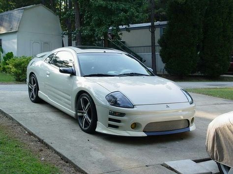 Pearl White Monster  3g Mitsubishi Eclipse  Her stance and projector headlights Omg! 2000 Mitsubishi Eclipse, 2003 Mitsubishi Eclipse, 3g Eclipse, Eclipse Mitsubishi, Mitsubishi Spyder, Mitsubishi Eclipse Gt, Mitsubishi Eclipse Spyder, Tmax Yamaha, Car Poses