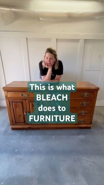 Upcycle Oak Furniture, Refinish Furniture Without Sanding, Paint Wood Furniture Ideas, Furniture Makeover Tv Stands, Diy Furniture Renovation Wood, Best Paint For Painting Furniture, Antique Makeover Furniture, Upcycle Wood Furniture, Stencil Kitchen Cabinets