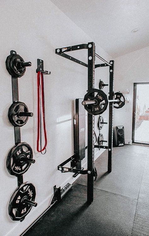 Small Home Gyms, Pain Cave, Gym Basement, Home Gym Basement, Backyard Gym, Garage Gym Ideas, Dream Home Gym, Gym Design Interior, House Gym