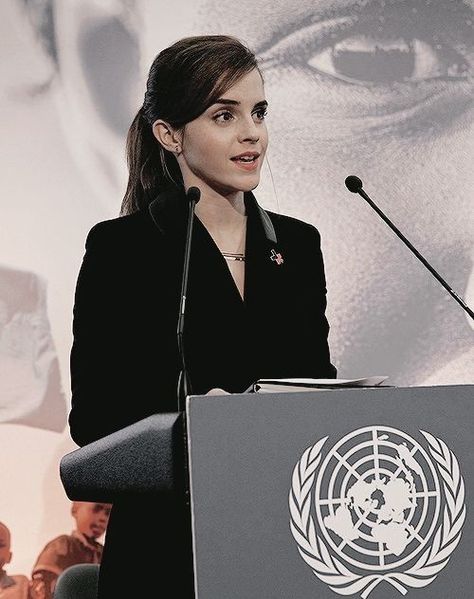 Emma Watson United Nations, Studera Motivation, Law School Inspiration, United Nation, Well Educated, My Future Job, Career Vision Board, Buku Harry Potter, International Relations