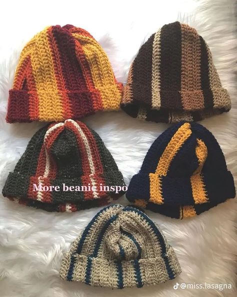 Fall Beanie, Moon Crochet, Beanie Collection, Start Crocheting, Crochet Business, Crochet Fashion Patterns, Hip Hip, Diy Crochet Projects, Yarn Projects