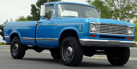 Learn more about Super Nice 392 4×4: 1974 International Harvester 200 on Bring a Trailer, the home of the best vintage and classic cars online. International Pickup Truck, New Pickup Trucks, Jeep Pickup Truck, Best Pickup Truck, International Harvester Truck, Ford Ranger Truck, Lifted Chevy Trucks, Old Pickup, Rat Rods Truck