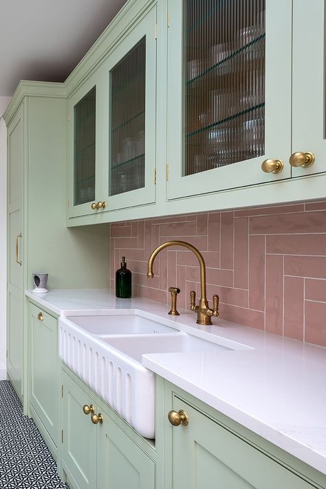 Olive Green And Pink Kitchen, Pink Green Kitchen Ideas, Sage Green Pink Kitchen, Pink And Green Utility Room, Pink And Sage Green Kitchen, Pink And Green Kitchen Cabinets, Light Pink And Green Kitchen, Pink And Sage Kitchen, Green And Peach Kitchen