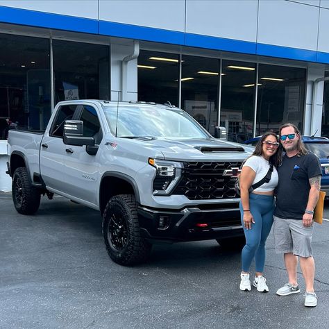 Congratulations to the Petersons of Spring Hill TN on your 2024 Chevrolet Silverado 2500HD ZR2! Barry Newton and our team THANK YOU for your business! #cooperchevroletbuick #chevrolet #silverado #heavyduty #ZR2 #annistonal #oxfordal #sellingoutofstate #springhilltn #eligoldworthy #productspecialistbarrynewton Chevrolet Silverado 2500hd, Spring Hill, Chevrolet Silverado, Buick, Heavy Duty, Quick Saves