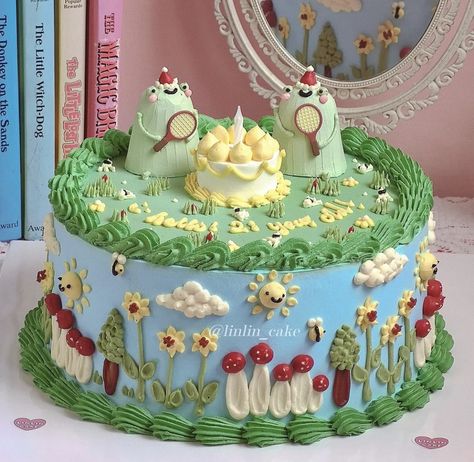 Badminton Cake, Light Frosting, Cupcakes Pastel, Aesthetic Sweets, Frog Cake, Garden Forest, Bento Cakes, Roblox Cake, Korean Cafe