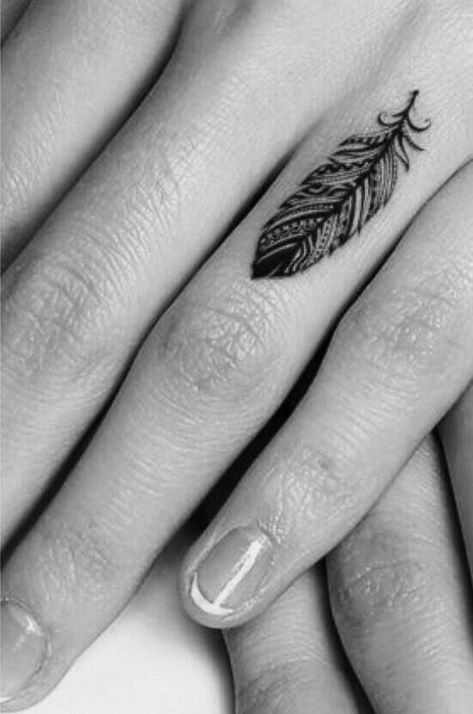 30 Cute Finger Tattoo Ideas | Inspirationfeed Cute Finger Tattoos, Tato Minimal, Tattoo Wedding Rings, Finger Tattoo For Women, Sharpie Tattoos, Small Pretty Tattoos, Petite Tattoos, Finger Tattoo, Ring Tattoos