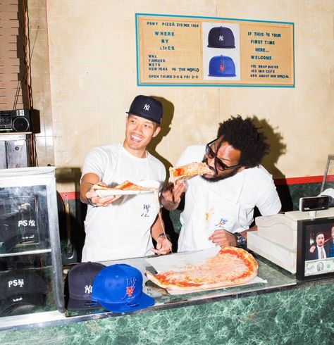 Inside Public School's New Era Collaboration and Pop-Up: Pizza, New York Yankees, New York Mets People Eating Restaurant, Pizza Street Food, Pizza Pop Up, Fast Food Restaurant Photography, Shop Photoshoot, Slice Pizza, New York Pizza Shop, Food Street Photography, Eating Food Photoshoot