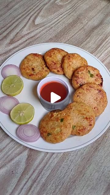 Hira Ishaq on Instagram: "Chicken potato cutlets recipe 

#Hira.homekitchen #reelsinstagram #reelsinstagram #Ramadanrecipes #quickrecipes #easyrecipe" Potato Cutlets, Chicken Potato, Cutlets Recipes, Chicken Potatoes, Ramadan Recipes, Indian Snacks, Quick Recipes, Potato, Easy Meals