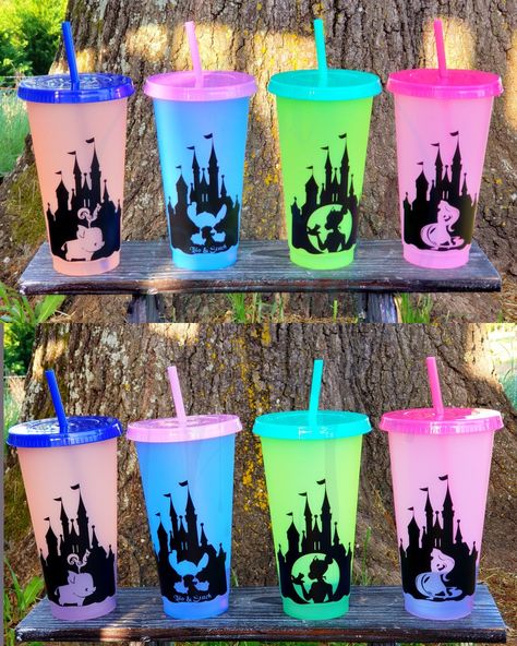 Color Changing Cups Vinyl, Cups Vinyl, Cricut Cups, Starbucks Art, Starbucks Cup Design, Starbucks Cup Art, Color Changing Cups, Colored Cups, Starbucks Diy