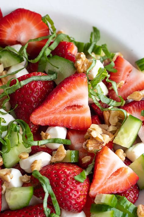 Basil Side Dish Recipes, Strawberry And Basil Recipes, Strawberry Mozzarella Salad, Strawberry Basil Recipes, Salads With Fresh Basil, Strawberry Basil Salad, Salads With Basil, Stawberry Salad, Recipes With Fresh Basil