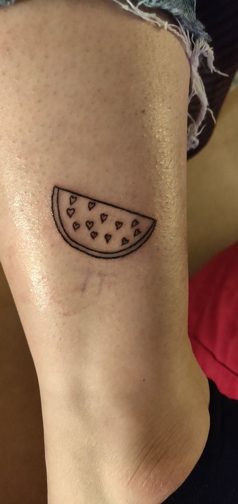 Watermelon Tattoo Minimalist, Watermelon Tattoo Black And White, Melon Tattoo, Harry Styles Tattoos Inspiration, Nz Tattoo, Watermelon Tattoo, Watermelon Heart, Friendship Tattoo, Harry Tattoos