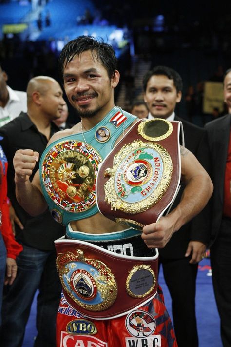 Manny Pacquiao, Champion Boxing Belts, Learn Boxing, Boxing Images, Boxe Thai, Boxing Ring, Sporting Legends, Boxing Posters, Boxing History, Boxing Coach