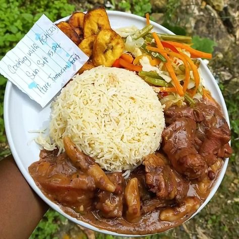 Nice nice Sunday dinner from @cooking_with_ash34 #jamaicanfood #jamaicafood #jamaicanfood876 #jamaican #caribbeanfood #westindianfood #instafood #foodknowledge #proudjamaican #jamaicanmusic #foodlover #deliciousfoodie #foodblogger #foodblog #foodnetwork #cooking #jamaica #foodism #tasty #riceandpeas #jamaicajamaica Festival Dumplings, Sweet Plantains, Jamaica Food, Savory Rice, Meal Planning Menus, Jamaican Culture, Sunday Special, Caribbean Cuisine, Jamaican Food