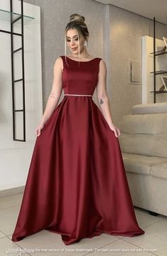 Party Wear Evening Gowns, Gown Dress Party Wear, Chic Evening Dress, Gown Party Wear, Long Gown Design, Dinner Dress Classy, Stylish Party Dresses, Fancy Dress Design, Bateau Neckline