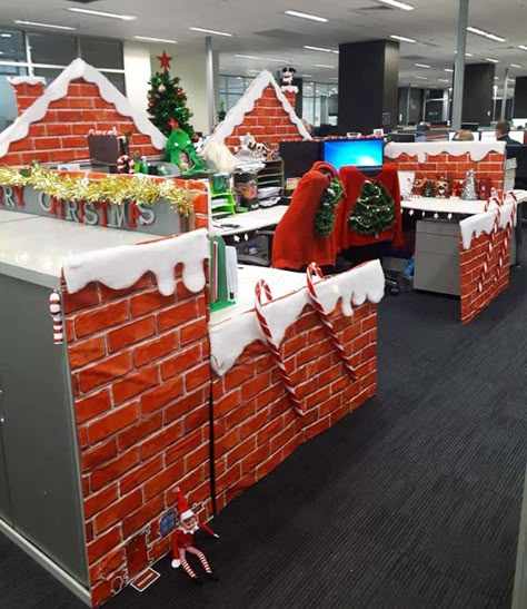 Work Cubicle Christmas Decor Ideas, Cubicle Christmas Decorations Contest, Office Christmas Decorations Cubicles, Office Xmas Decorations, Christmas At Work, Christmas Office Decor, Christmas Cubicle Decorations, Christmas Cubicle, Ideas Decoracion Navidad