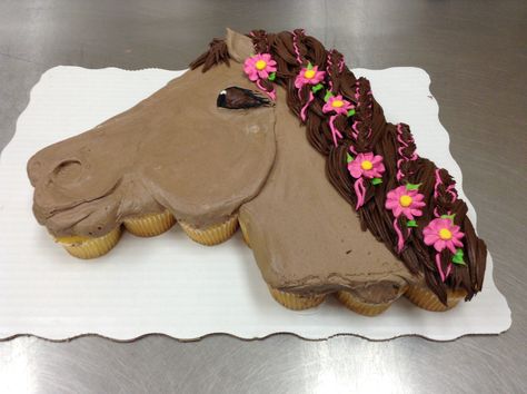 Horse Cupcake Cake Buttercream Horse cupcake cake buttercream Horse Cupcake Cake, Horse Birthday Cake, Pull Apart Cupcake Cake, Pull Apart Cake, Cake Pulls, Pull Apart Cupcakes, Cake Templates, Horse Cake, Birthday Desserts