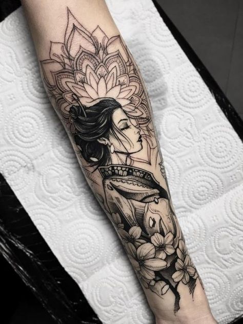 Beautiful geisha tattoo in a kimono tattooed on the arm | www.otziapp.com Behind The Knee Tattoo, Geisha Tattoos, Geisha Tattoo, Kunst Tattoos, Cat Tattoos, Inspiration Tattoos, Forearm Tattoo Women, Tiny Tattoo, Arm Tattoos For Women