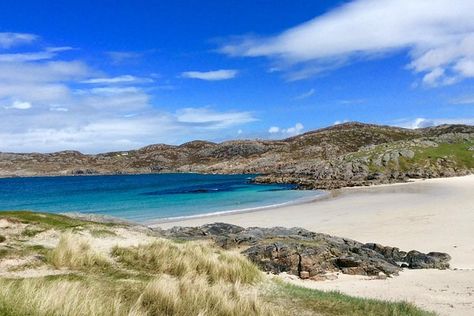 Achmelvich Beach (Lochinver) - 2021 All You Need to Know Before You Go (with Photos) - Lochinver, Scotland | Tripadvisor Kalaloch Beach, Scotland Beach Aesthetic, Places To Visit In Scotland, Achmelvich Beach, Scottish Beach, North Coast 500, Neskowin Beach Oregon, Luskentyre Beach Scotland, Picnic Spot