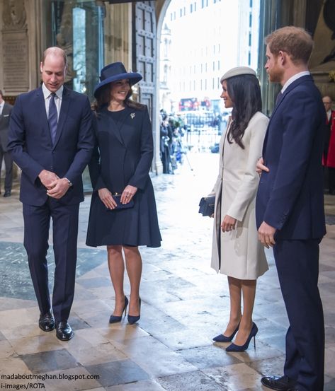 Meghan Markle attended her first official event with the Queen this afternoon when she and Harry joined senior members of the Royal family f... Princ Harry, Commonwealth Day, Kate And Harry, Prince William Et Kate, Prince Harry Et Meghan, Prins Harry, Princess Meghan, Principe William, Prince Harry And Megan