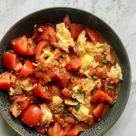 Egg Stir Fry, Tomato And Egg, Fried Tomatoes, Kitchen Paper Towel, Egg Whisk, Spring Onion, Scrambled Eggs, Diced Tomato, Recipe Collection